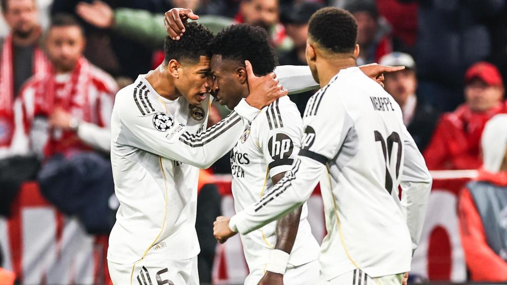 Bellingham, Vinicius y Mbappé, durante el Bayern - Real Madrid