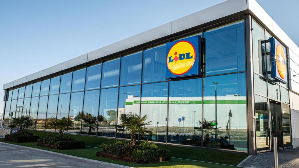 Fachada Lidl.
