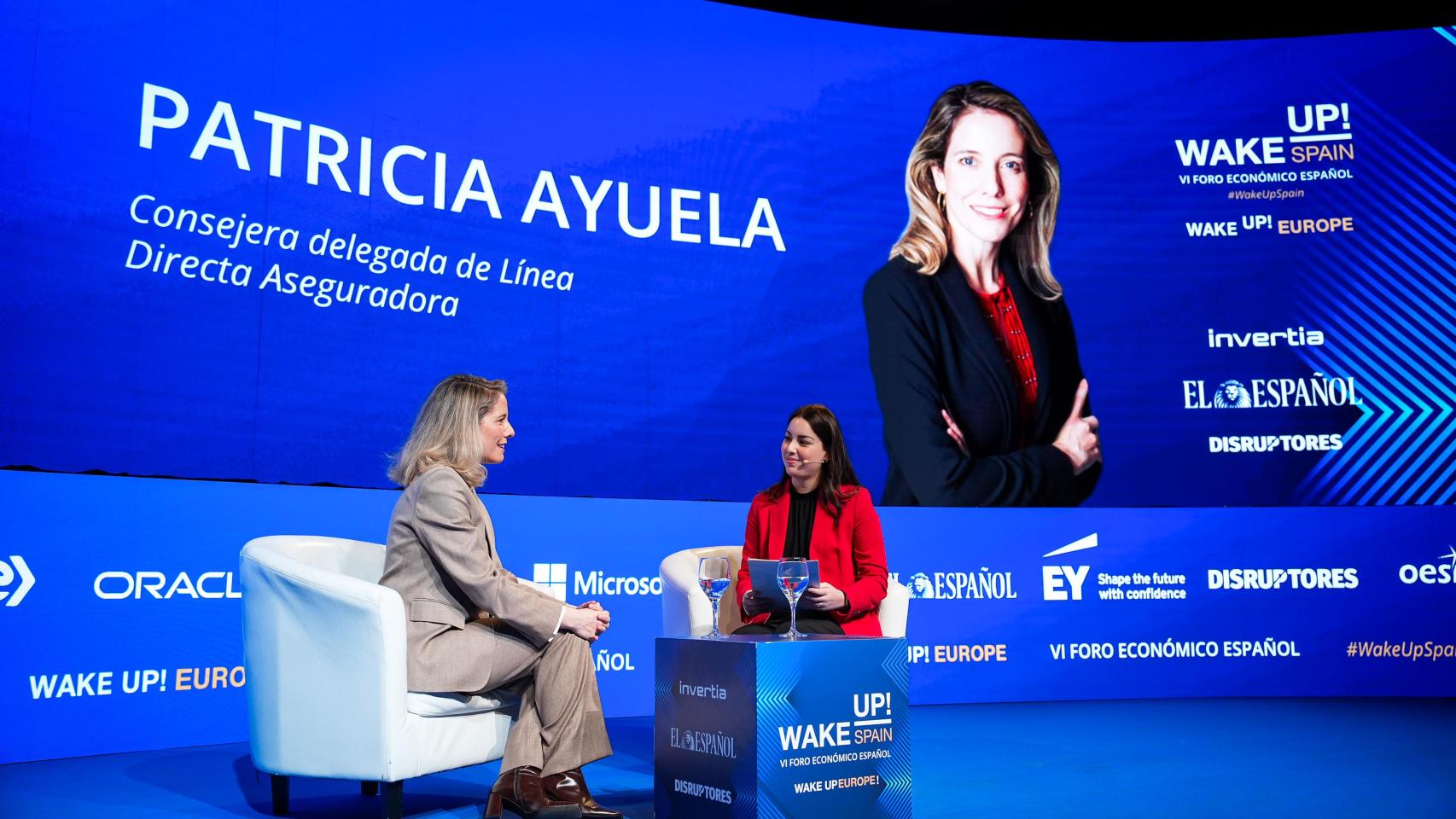 Patricia Ayuela, consejera delegada de Línea Directa Aseguradora, durante su conversación con Laura Broche, redactora de Actualidad Económica y Empresas de EL ESPAÑOL-Invertia; en la cuarta jornada del Wake Up, Spain! Wake Up, Europe! 'Crecimiento, cohesión e incertidumbre'.