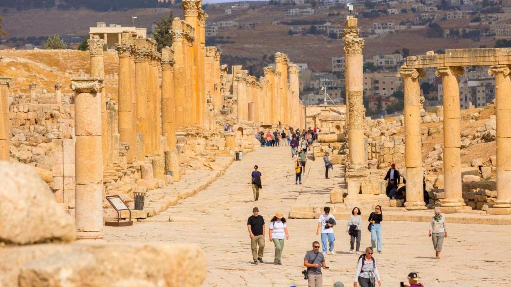 Cardo Maximus en la ciudad romana de Gerasa, Jerash, Jordania