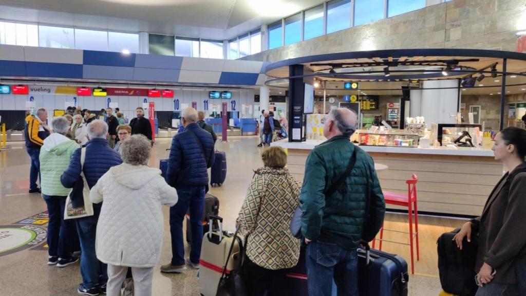 Usuarios de Alvedro en la terminal.