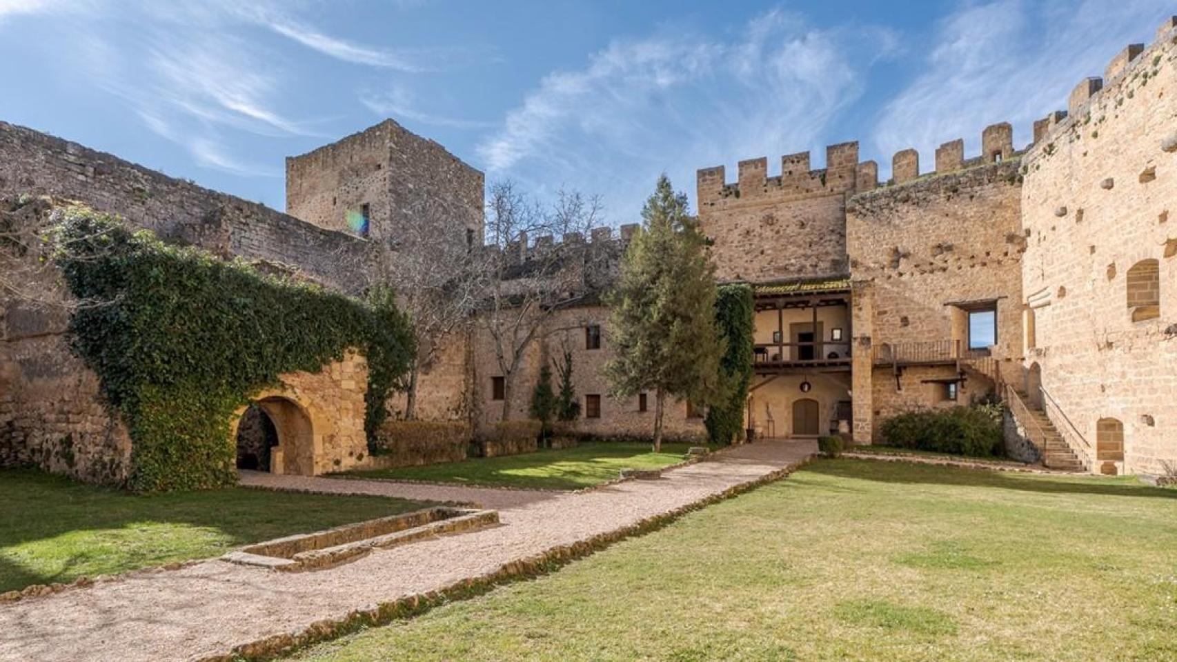Imagen del castillo de Pedraza.