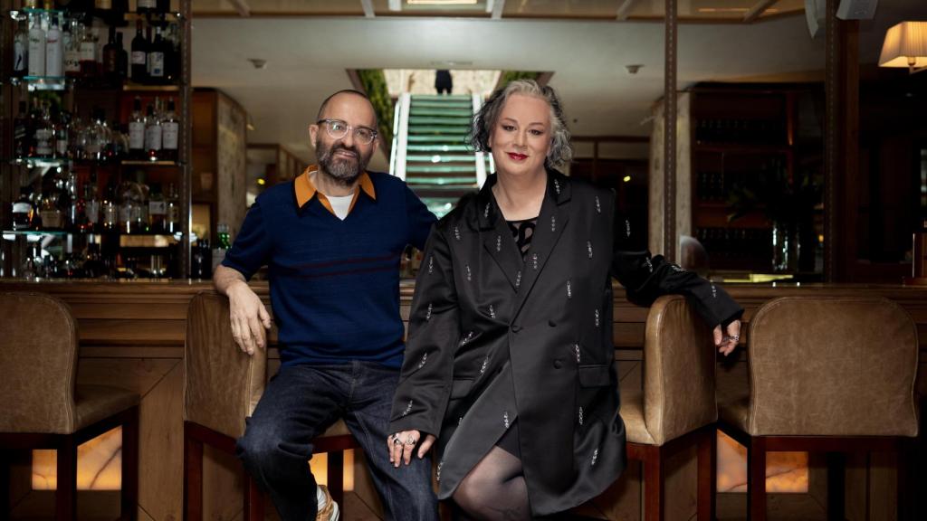Fernando González Molina and Alana S. Portero
