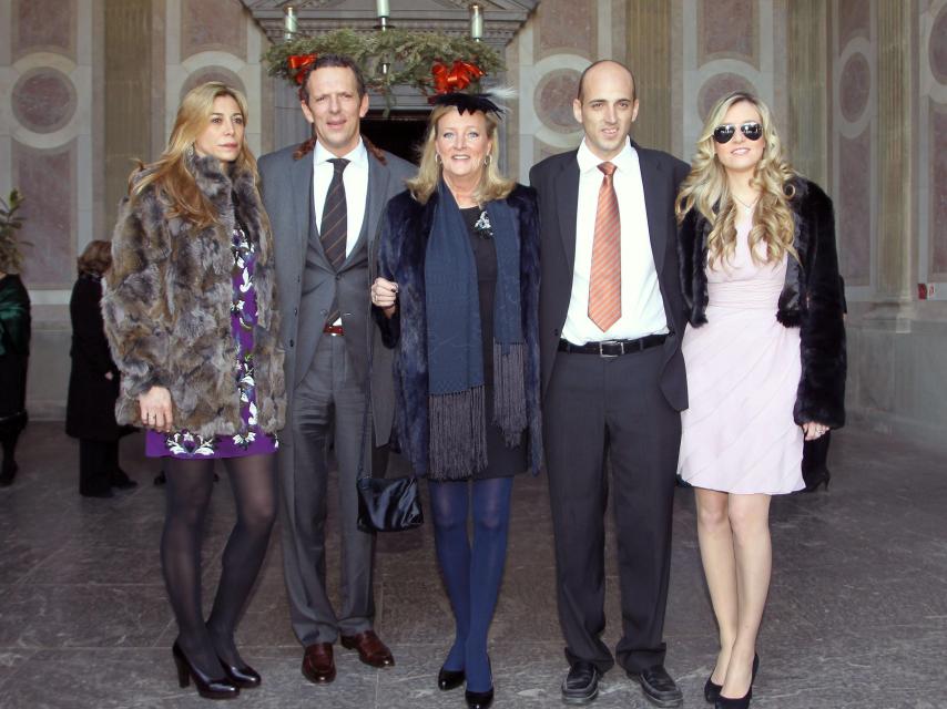 Federico Prat con algunos miembros de su familia.