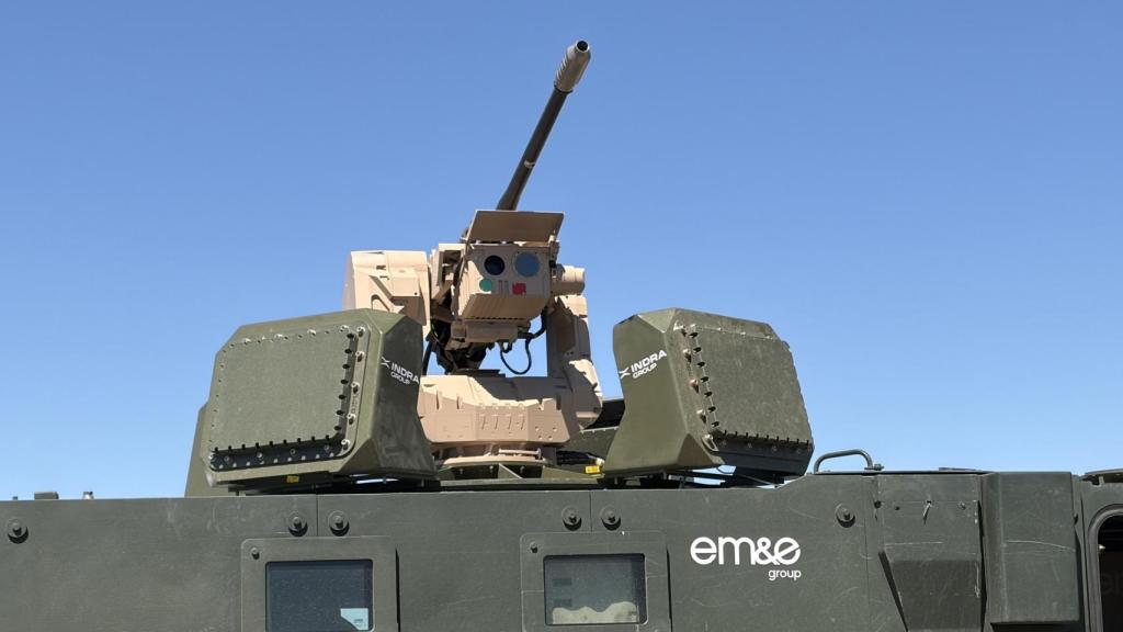 Sistema radar Nemus de Indra y estación de armas Guardian de EM&E
