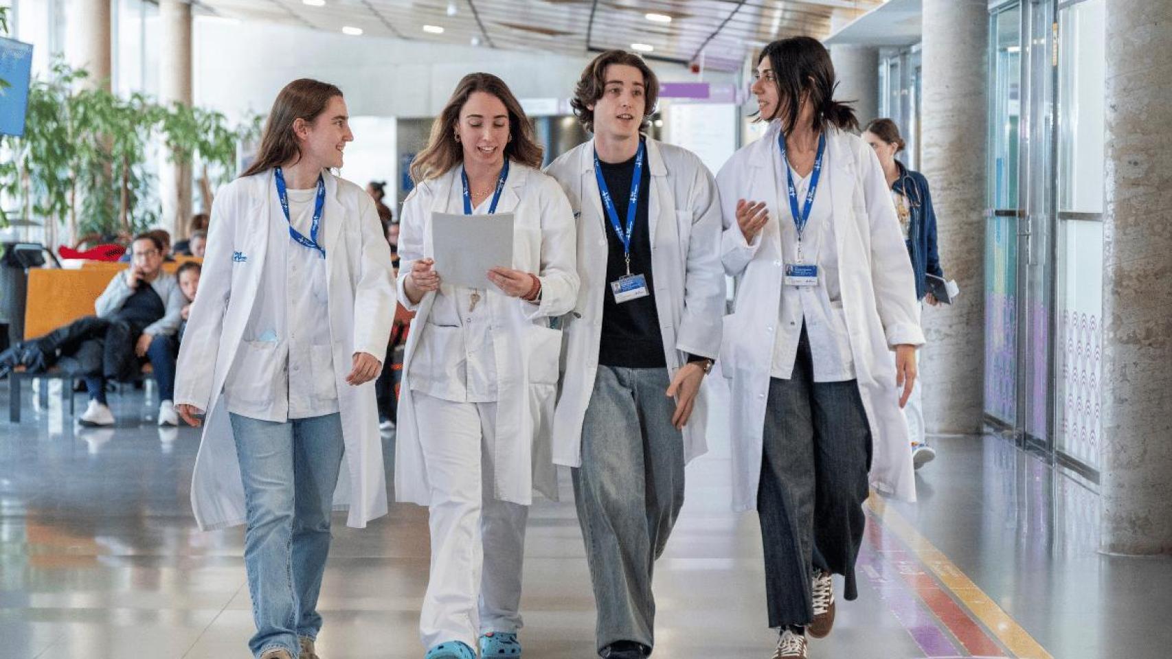Médicos residentes del Hospital Vall d'Hebron.