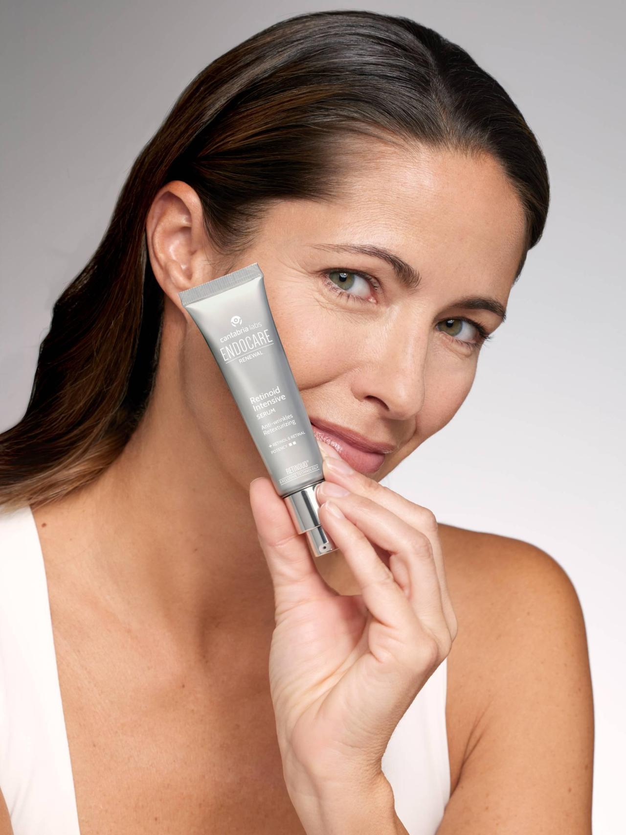 ENDOCARE Renewal Retinoid Intensive Serum para pieles ya retinizadas o resistentes.