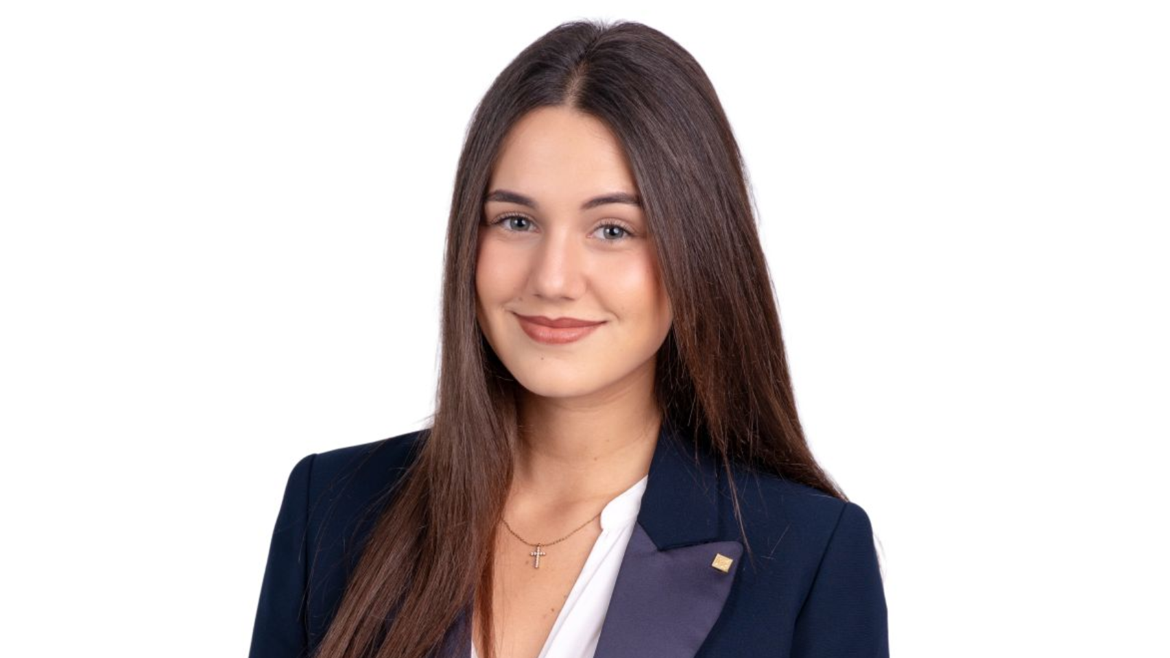 Maya Ayela Menéndez