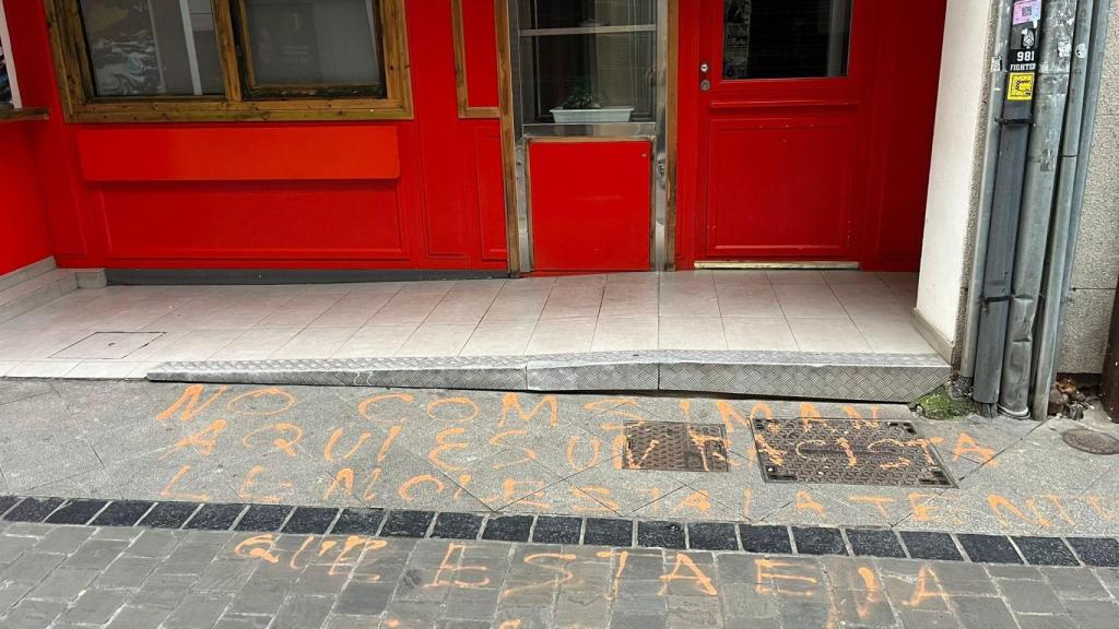 Local de hostelería vandalizado en calle Galera