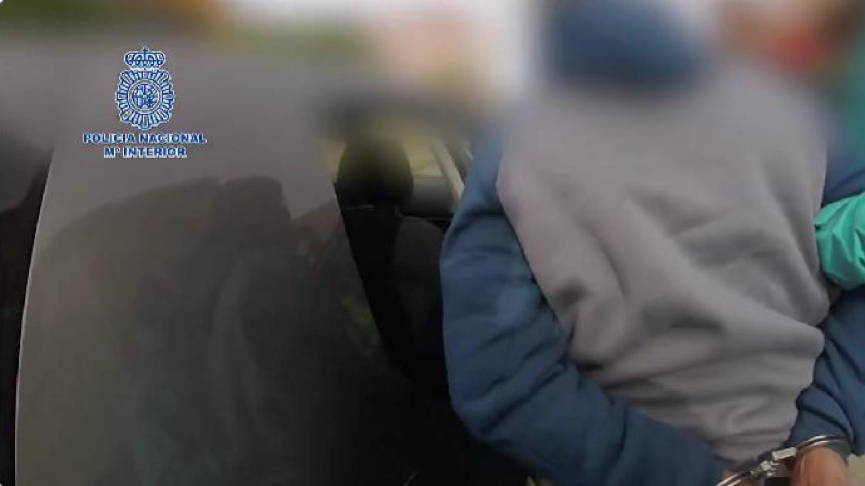 El sicario arrestado y tiroteado.