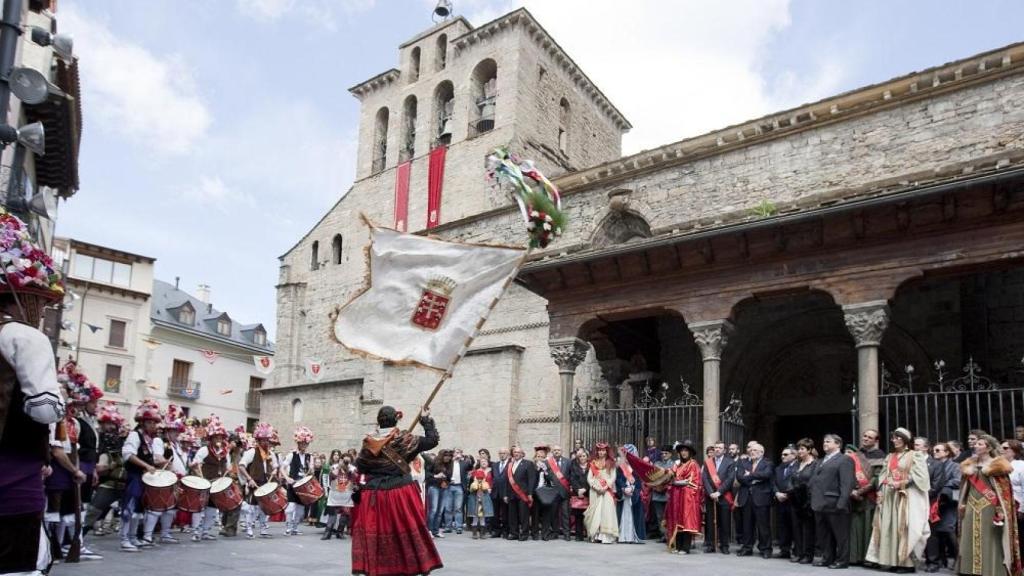 Fiesta de Interés Turístico Nacional, Primer Viernes de Mayo.