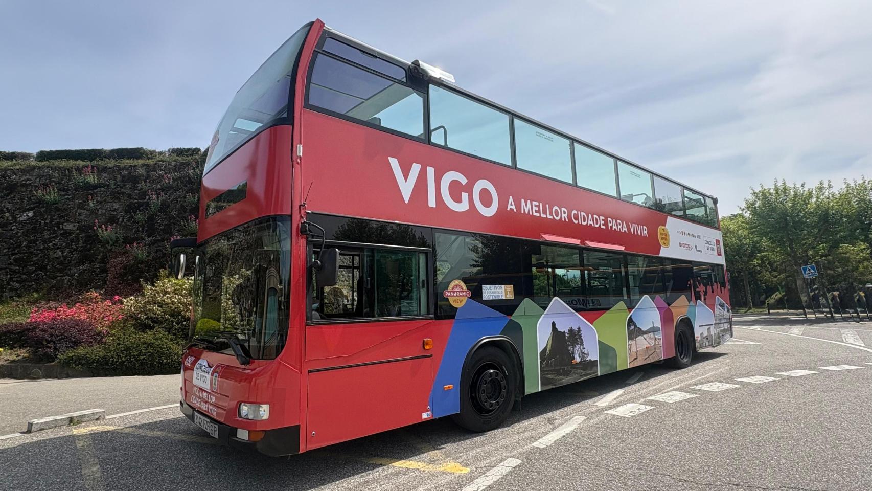 Nuevo bus turístico de Vigo.
