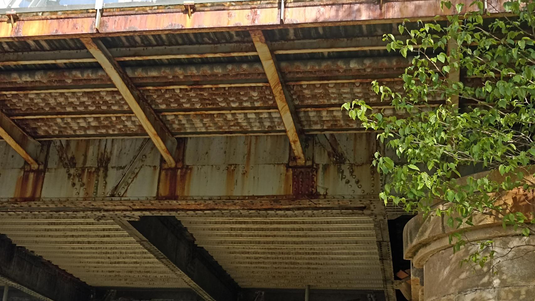 Imagen del Puente de Hierro.