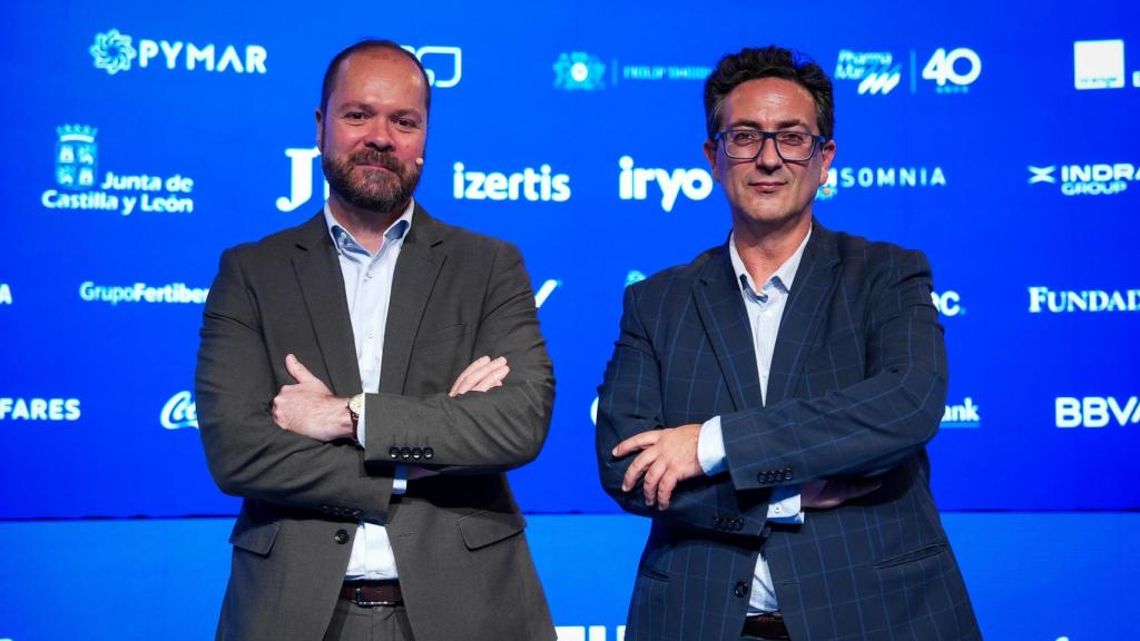 Diego Crescente y Rafa Navarro, en el foro económico.