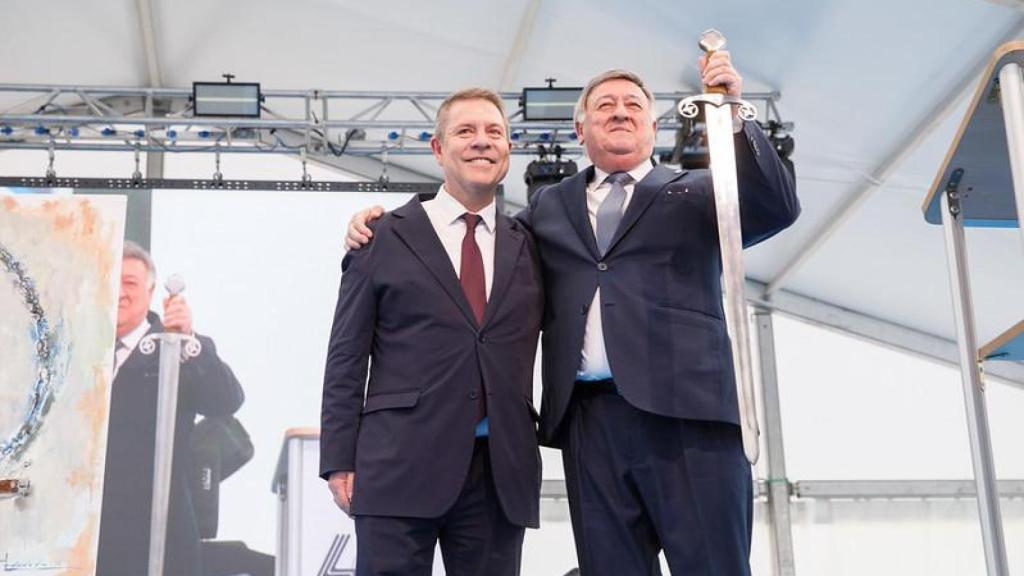 Emiliano García-Page junto a Eusebio Ramírez, presidente de Tecnove Business Group.