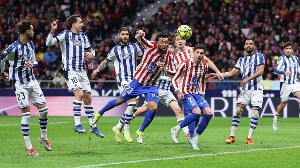 Partido entre Atlético de Madrid y Real Sociedad de Liga.