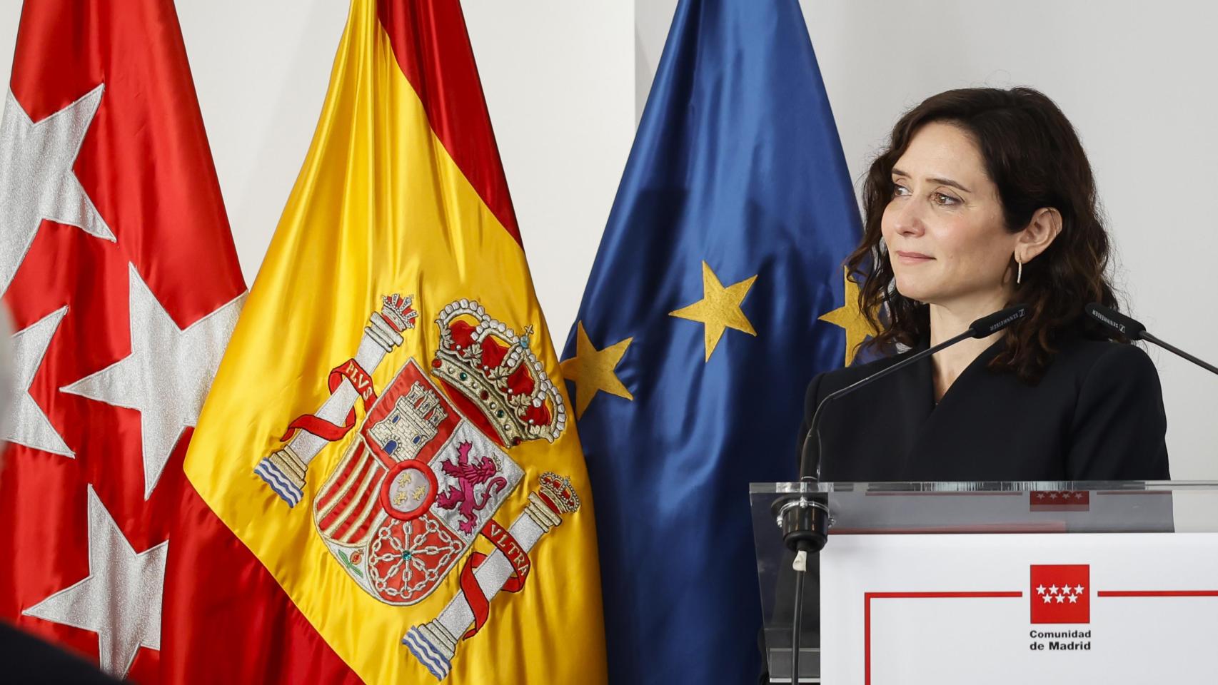 La presidenta de la Comunidad de Madrid, Isabel Díaz Ayuso, en el encuentro que ha mantenido hoy, en Bruselas, con directivos y representantes de empresas españolas.