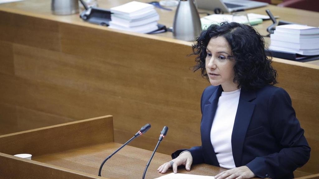La consellera de Servicios Sociales, Elena Albalat. José Cuéllar / Corts