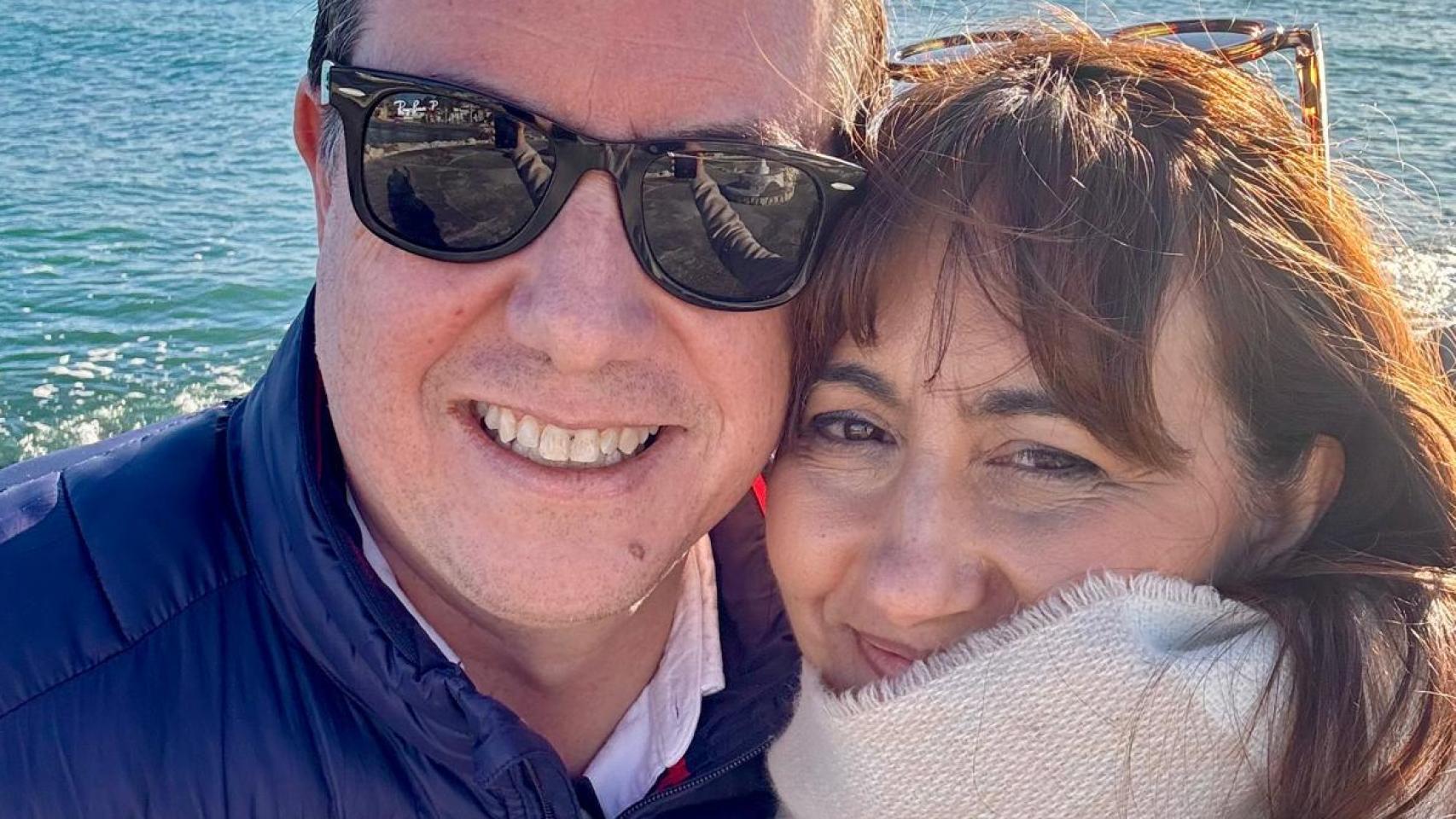 Francisco Javier Terrón junto a su mujer, María Eugenia Tébar, en Málaga un día antes del accidente.