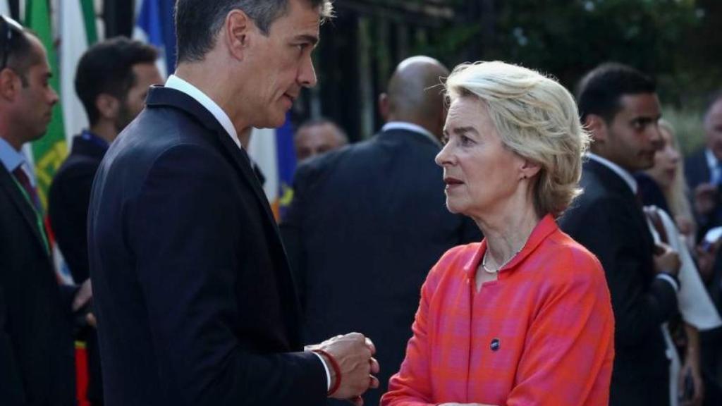 Bruselas pide al TJUE que multe a Sánchez por no aplicar la directiva que exime del IVA a pymes y autónomos