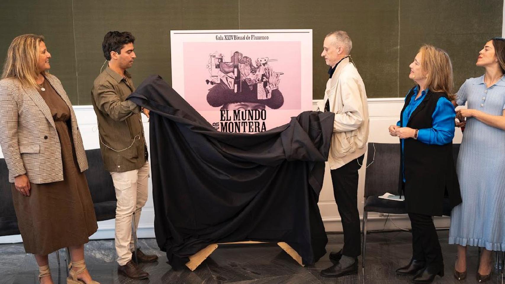 Presentación del cartel del espectáculo 'El mundo por montera'.