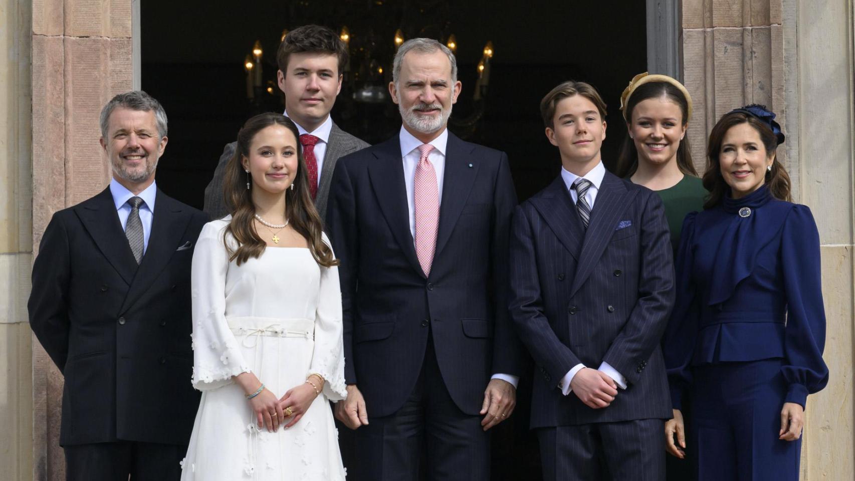 El rey Felipe VI se ha trasladado a Dinamarca para asistir a la confirmación de Vincent y Josephine, hijos de los reyes Federico y Mary de Dinamarca.