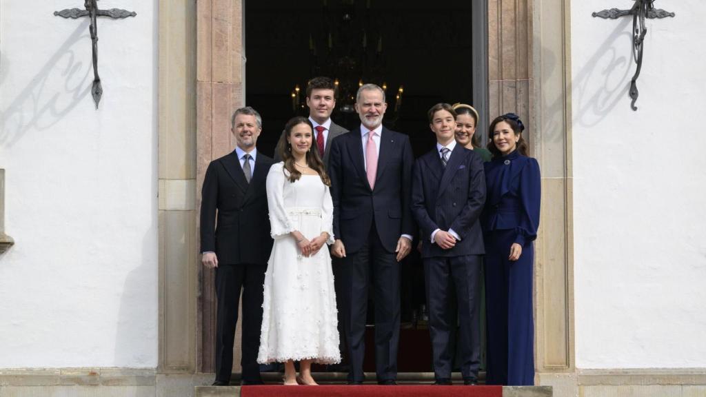 El rey Felipe, en la confirmación de los mellizos Vincent y Josephine de Dinamarca.