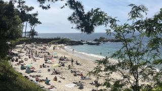El buen tiempo llena las playas de Vigo y su área