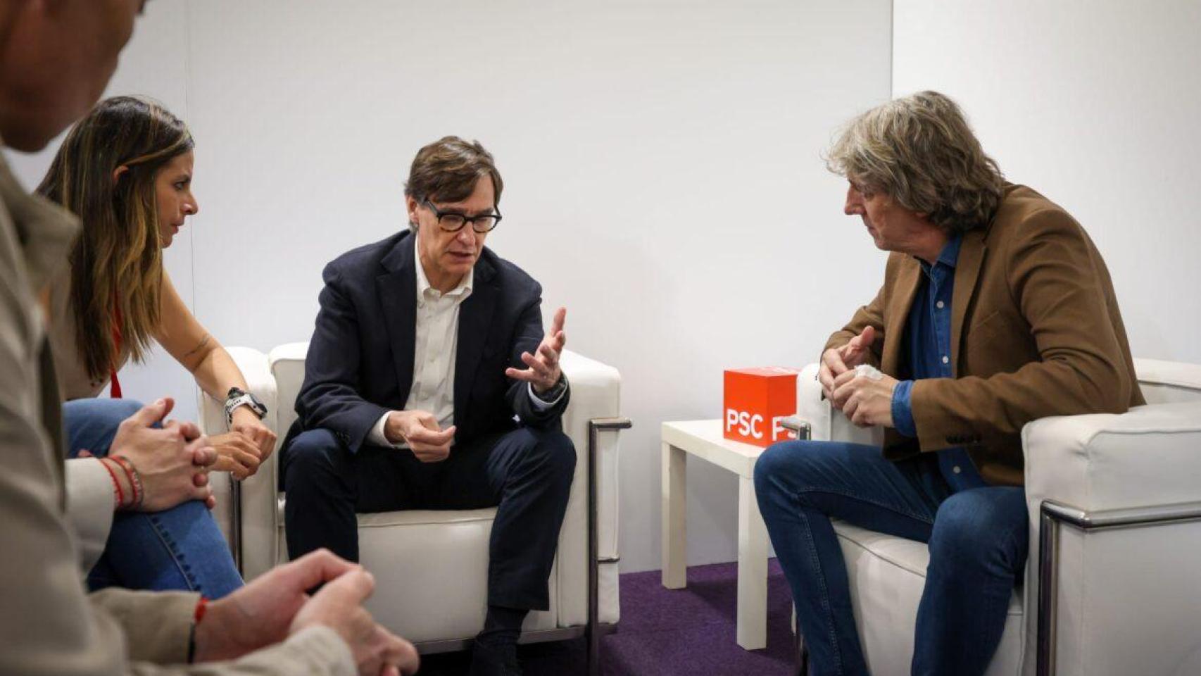 Salvador Illa junto a Carlos Martínez.