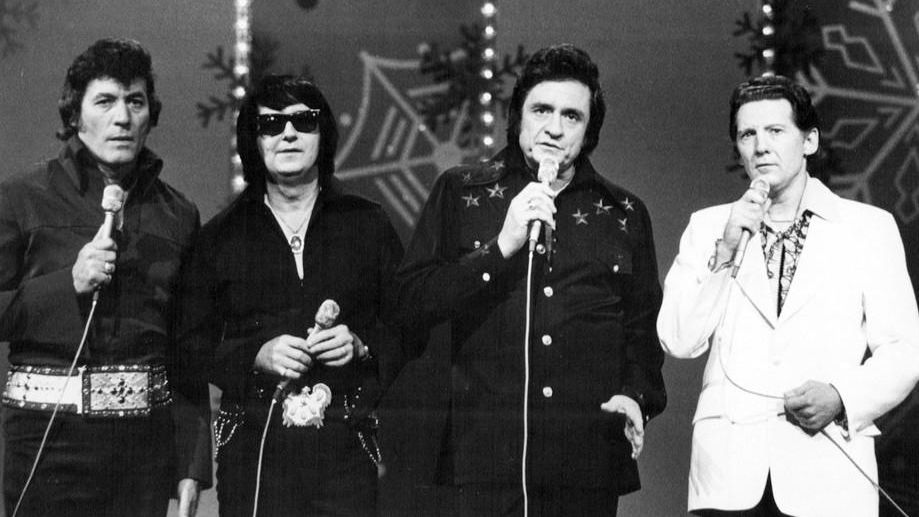 Carl Perkins, Roy Orbison, Johnny Cash y Jerry Lee Lewis en una actuación de 'Class of '55'. Foto: Wikimedia Commons.