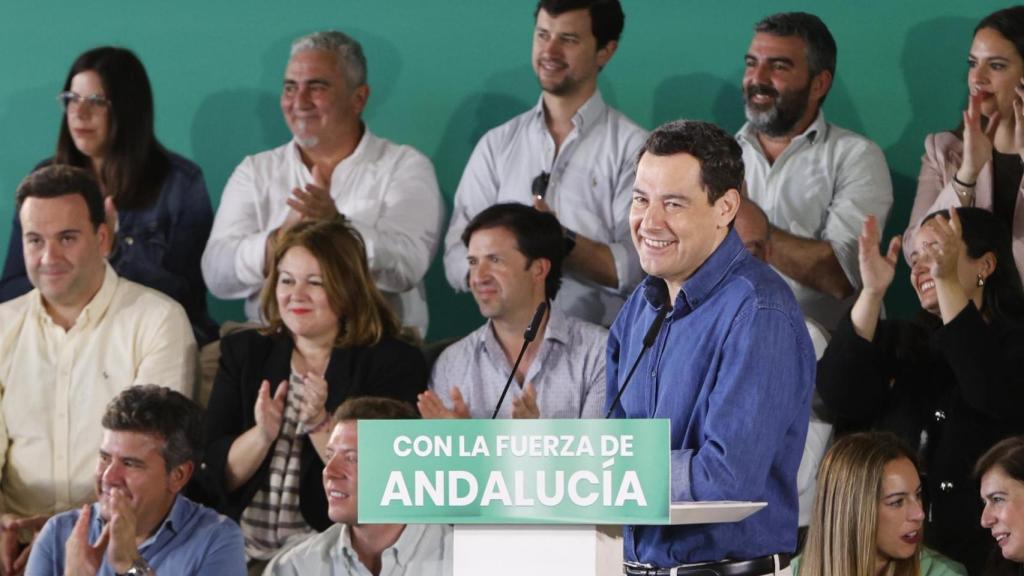 El presidente del PP-A y candidato a la reelección a la presidencia de la Junta de Andalucía, Juanma Moreno, durante la Intermunicipal del PP andaluz.