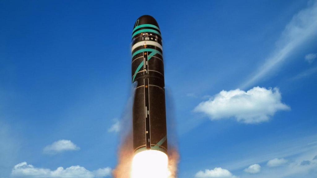 Lanzamiento de prueba de un misil balístico M51 antes de entrar en servicio en submarinos nucleares franceses