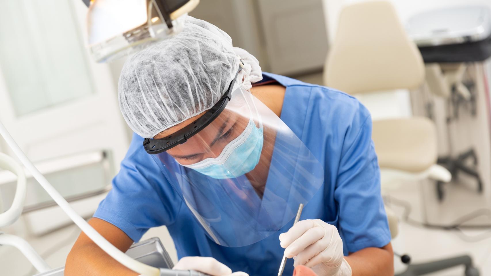 Confirmado por la Generalitat: deducciones de hasta 150 euros en la declaración de la renta por ir al dentista