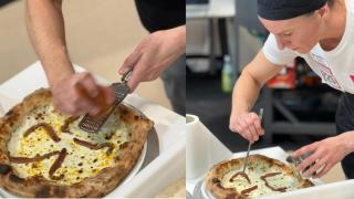 Alejandra Infante en el concurso de este fin de semana de la mejor Pizza Gourmet.