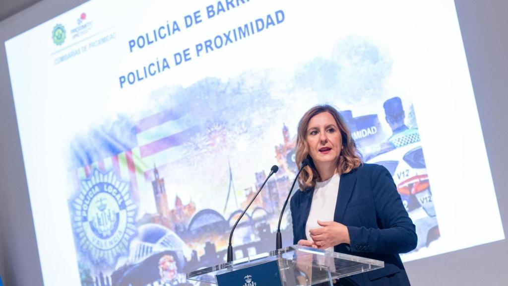 La alcaldesa de Valencia, María José Catalá, este lunes. EE
