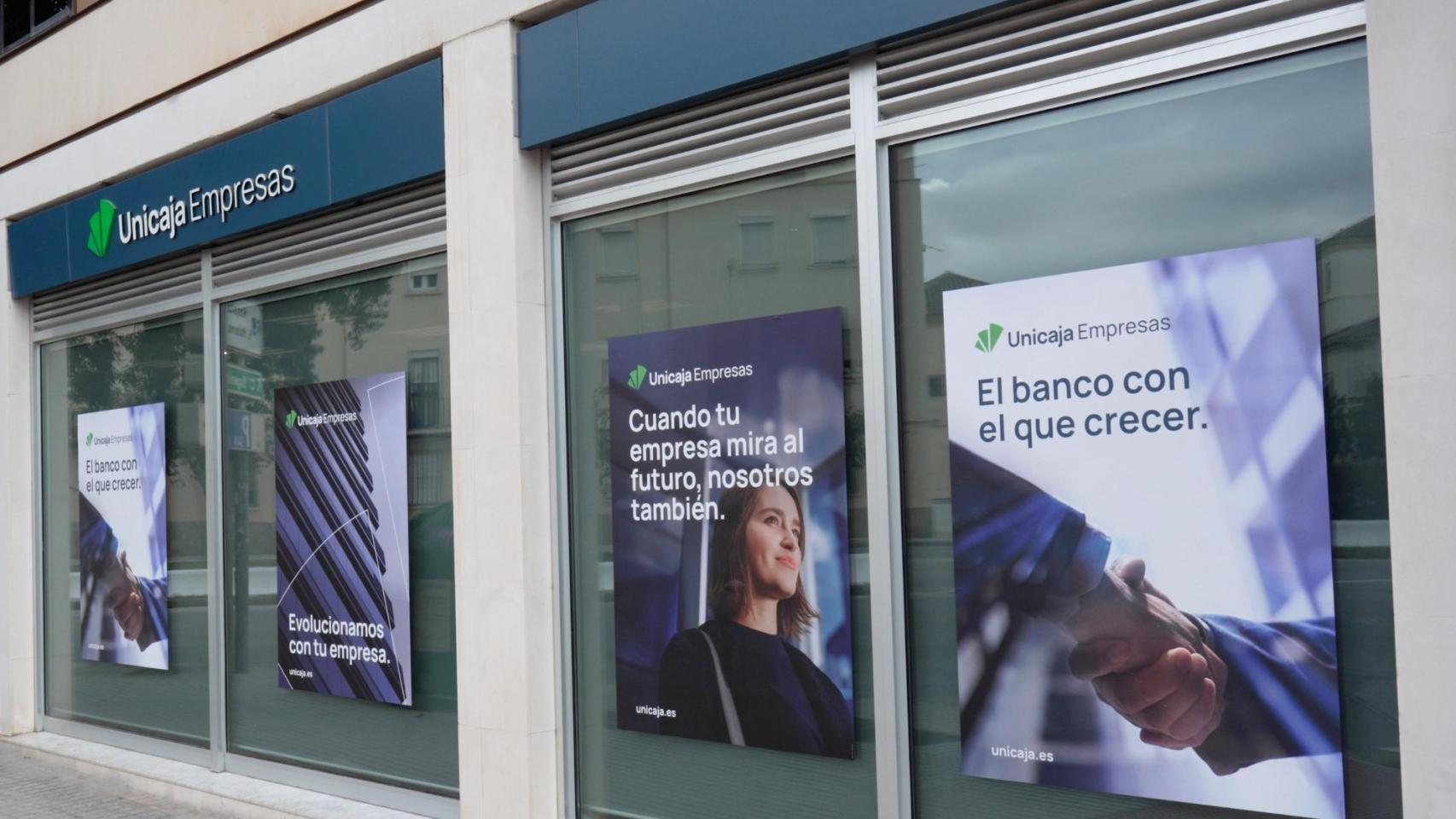 Una oficina con Unicaja Empresas.