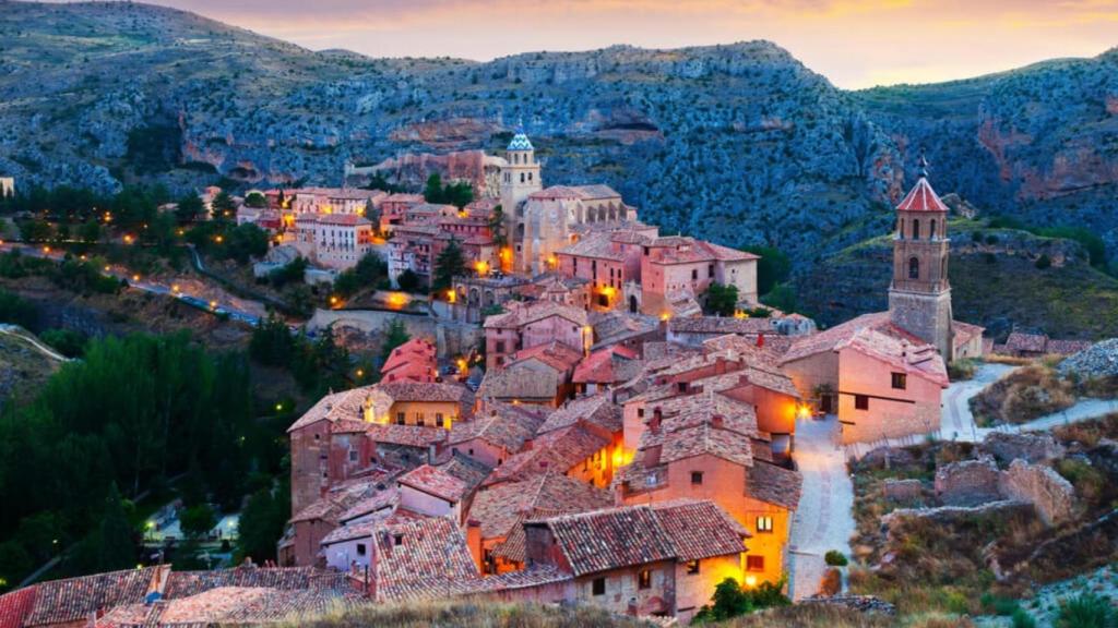 El pueblo español perfecto para recorrer a pie: su sorprendente casco antiguo es una joya medieval