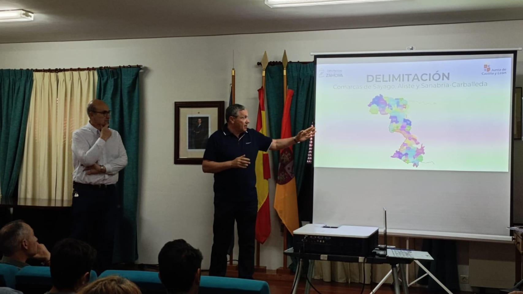 El presidente de la Diputación, Javier Faúndez Domínguez, durante la presentación