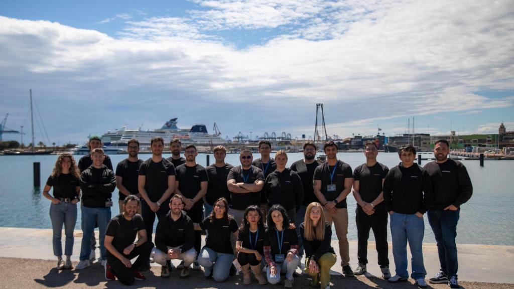 Equipo de Internxt en la Marina de Valencia.