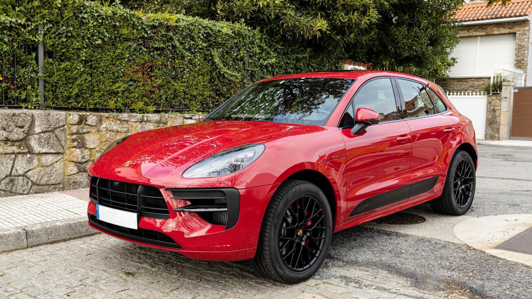 Un vehículo de la marca 'Porsche', en una imagen de Shutterstock.