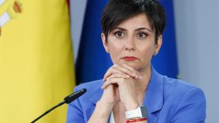 La ministra de Vivienda y Agenda Urbana, Isabel Rodríguez, durante la rueda de prensa posterior a la reunión semanal del Consejo de Ministros, este martes, en el complejo del Palacio de la Moncloa.