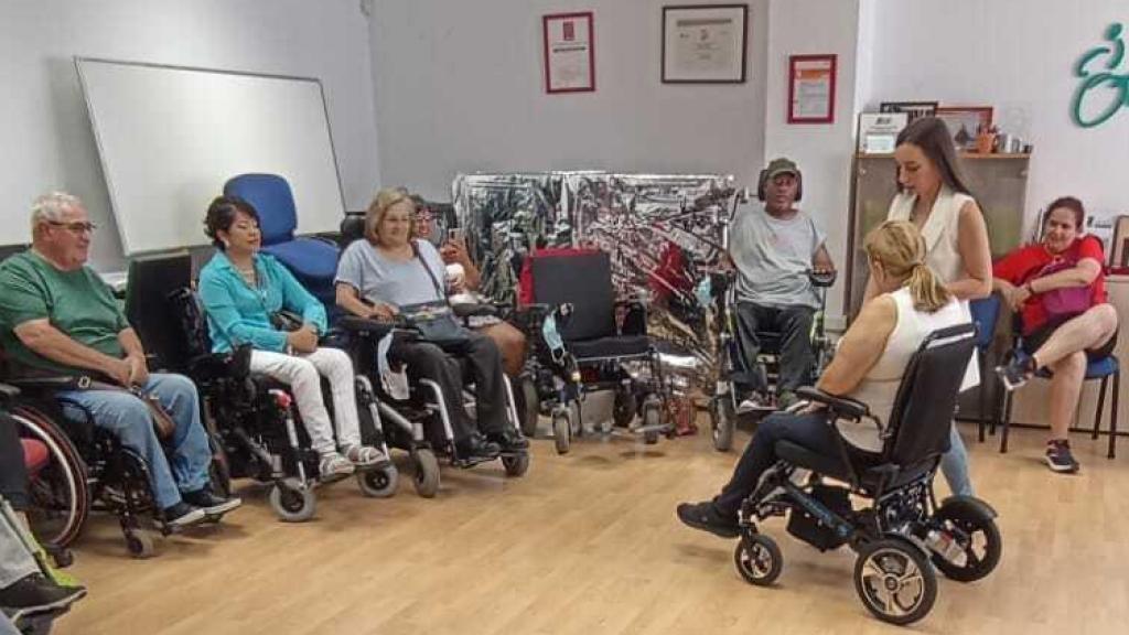 Con el apoyo de la Fundación Mutua Madrileña, ASPAYM Madrid ofrece un servicio integral a 50 personas que se enfrentan por primera vez a la lesión medular.