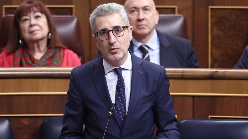 El ministro de Hacienda, Arcadi España, durante un pleno en el Congreso de los Diputados
