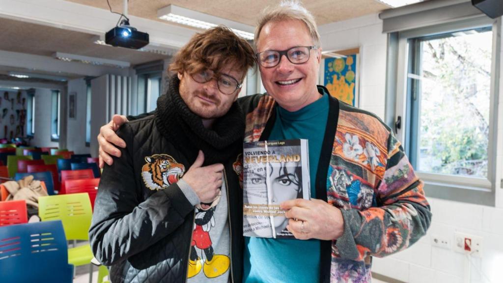Pablo Rodríguez junto a Vincent Paterson, coreógrafo en Smooth Criminal y participante en videoclips como Thriller o Beat It.