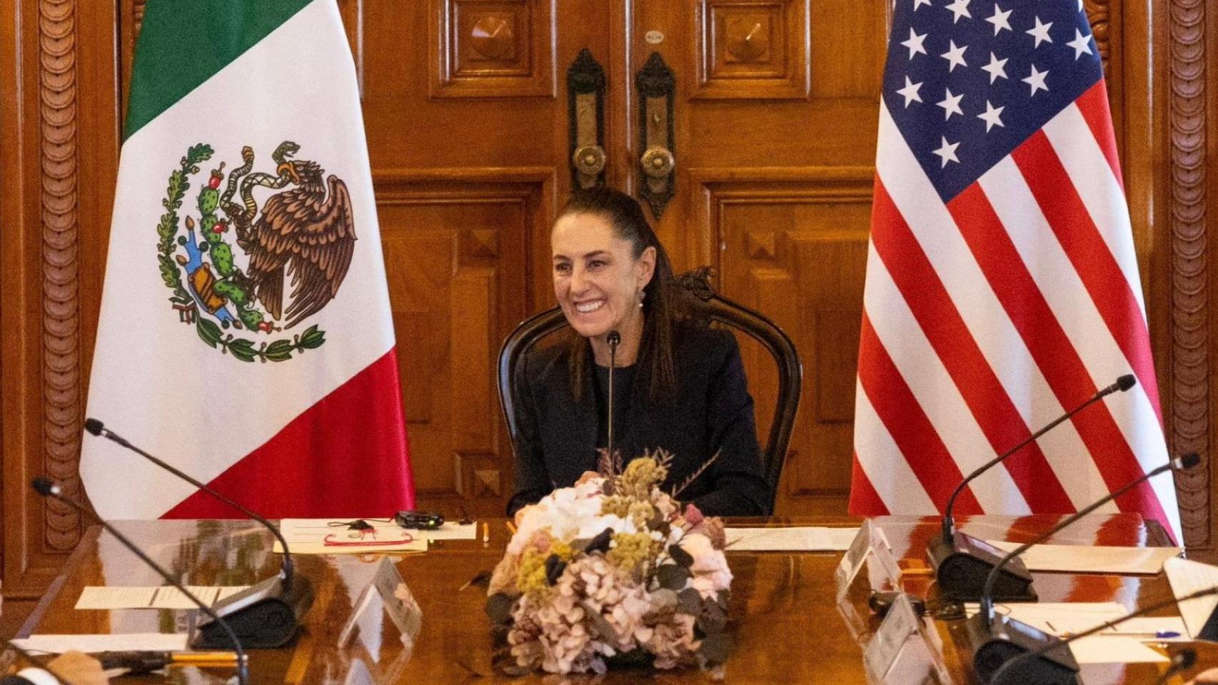 La presidenta mexicana, Claudia Sheinbaum, se reúne con representantes de EEUU.