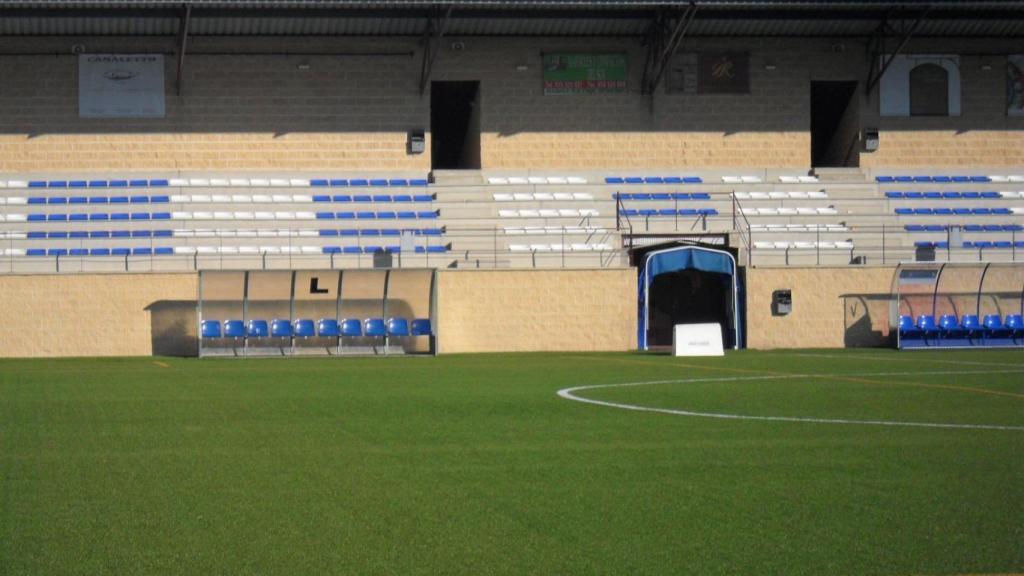 Campo de fútbol municipal de Carranque donde disputa los partidos el Deportivo Carranque.