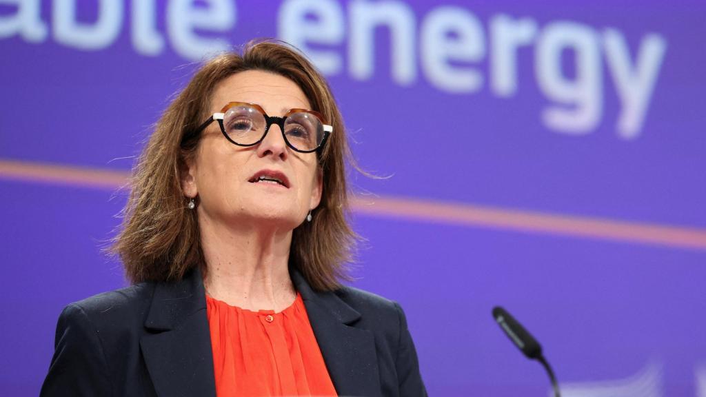 La vicepresidenta de la Comisión, Teresa Ribera, durante su rueda de prensa de este miércoles en Bruselas