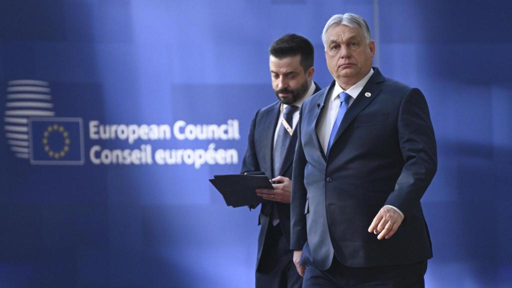 El primer ministro húngaro saliente, Víktor Orbán, durante su último Consejo Europeo