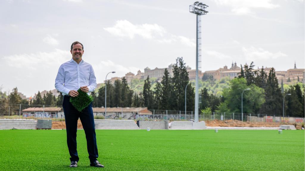 Carlos Velázquez ha visitado este miércoles la instalación deportiva, en el barrio de Santa Teresa.