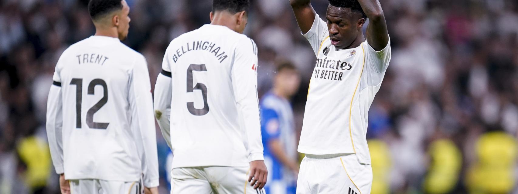 Vinicius pidiendo perdón en el Santiago Bernabéu